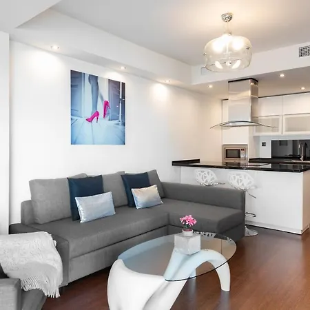 Seaview Apartment *
